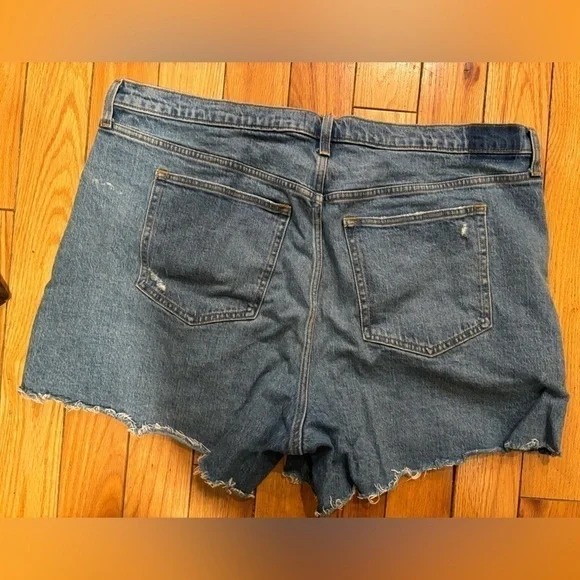 Abercrombie High Rise Dad Shorts EUC - Picture 3 of 5